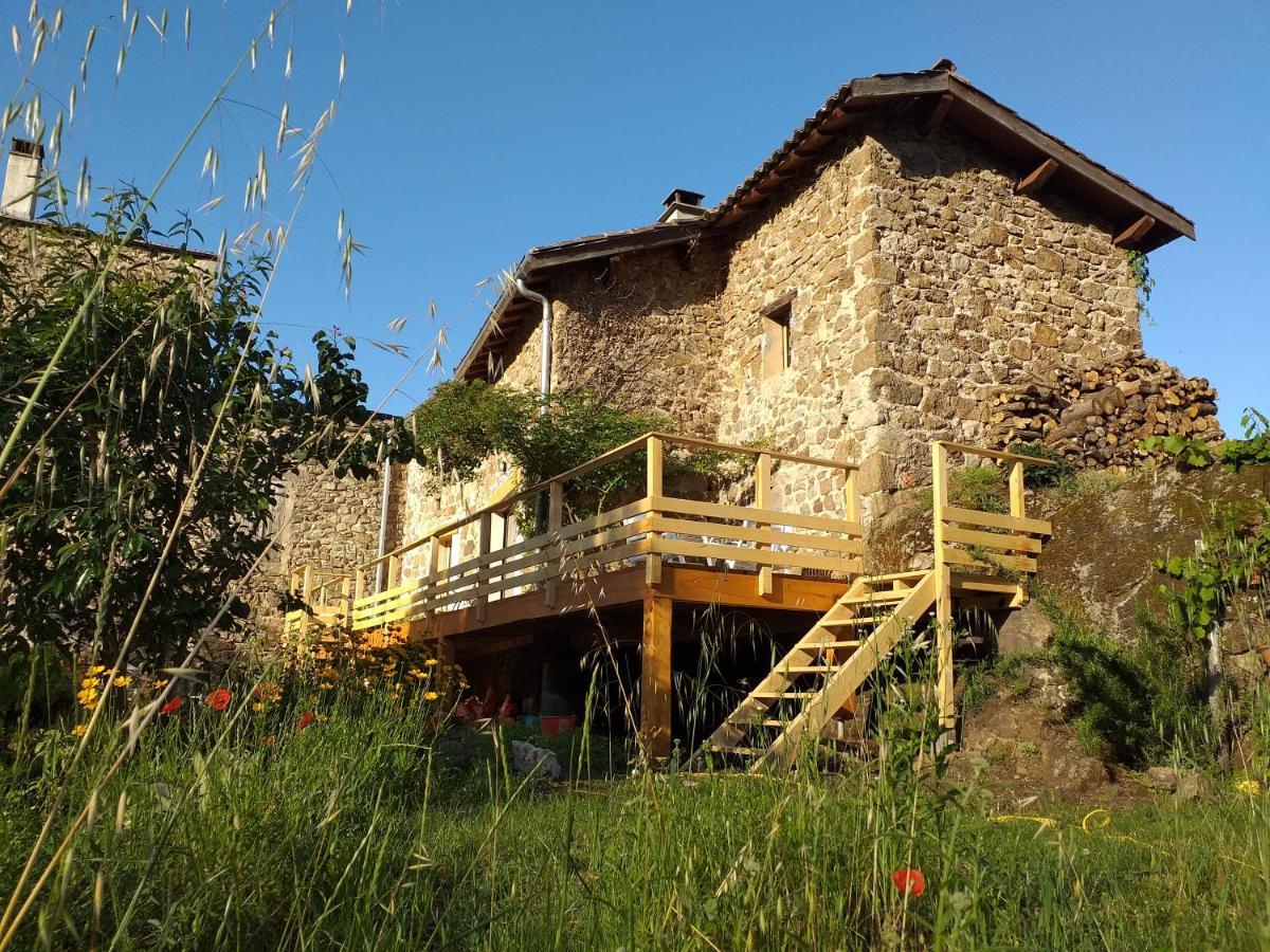 Les Pentes Du Chateau De Retourtour Lamastre Exterior foto