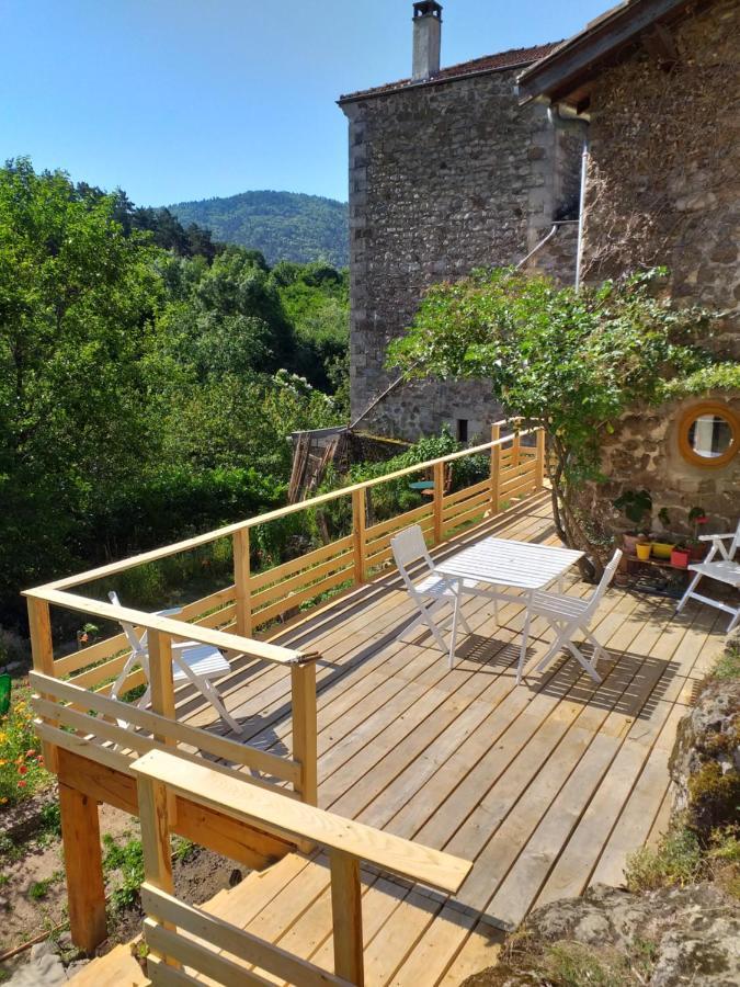 Les Pentes Du Chateau De Retourtour Lamastre Exterior foto