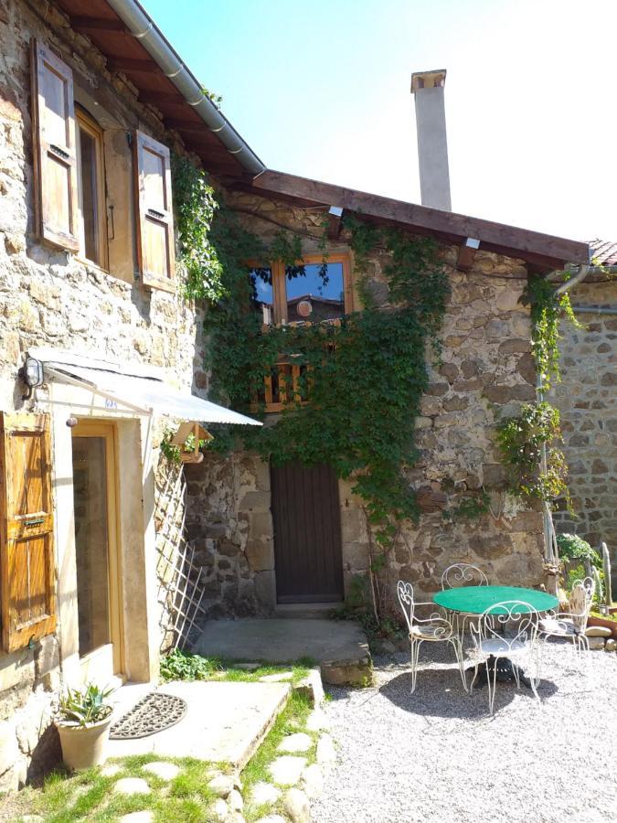 Les Pentes Du Chateau De Retourtour Lamastre Exterior foto